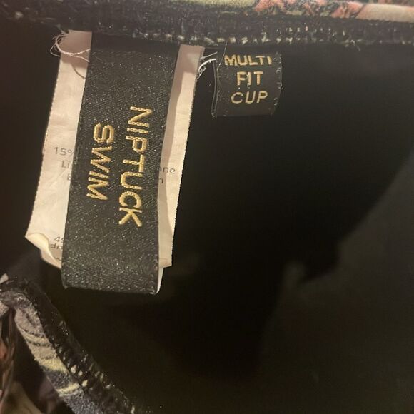 Niptuck- Floral One Piece Tummy Control Multi-Fit Cup Ruched Swimsuit- Size 10 - Picture 3 of 7